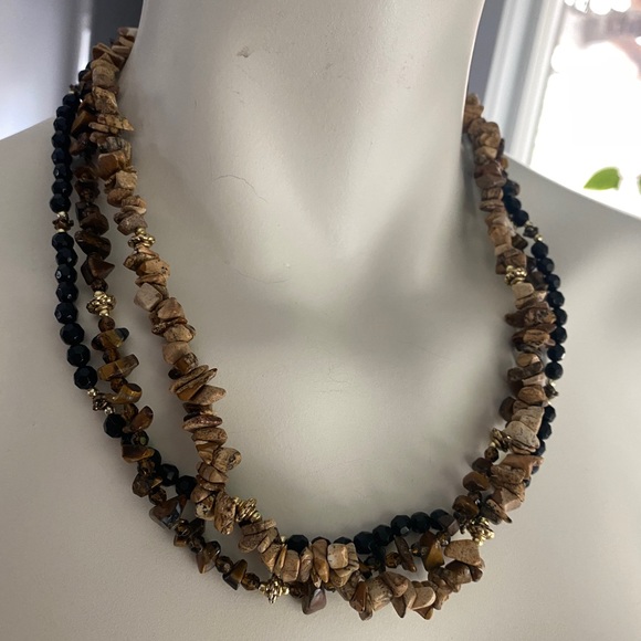 Adjustable puka shell necklace - Picture 1 of 4